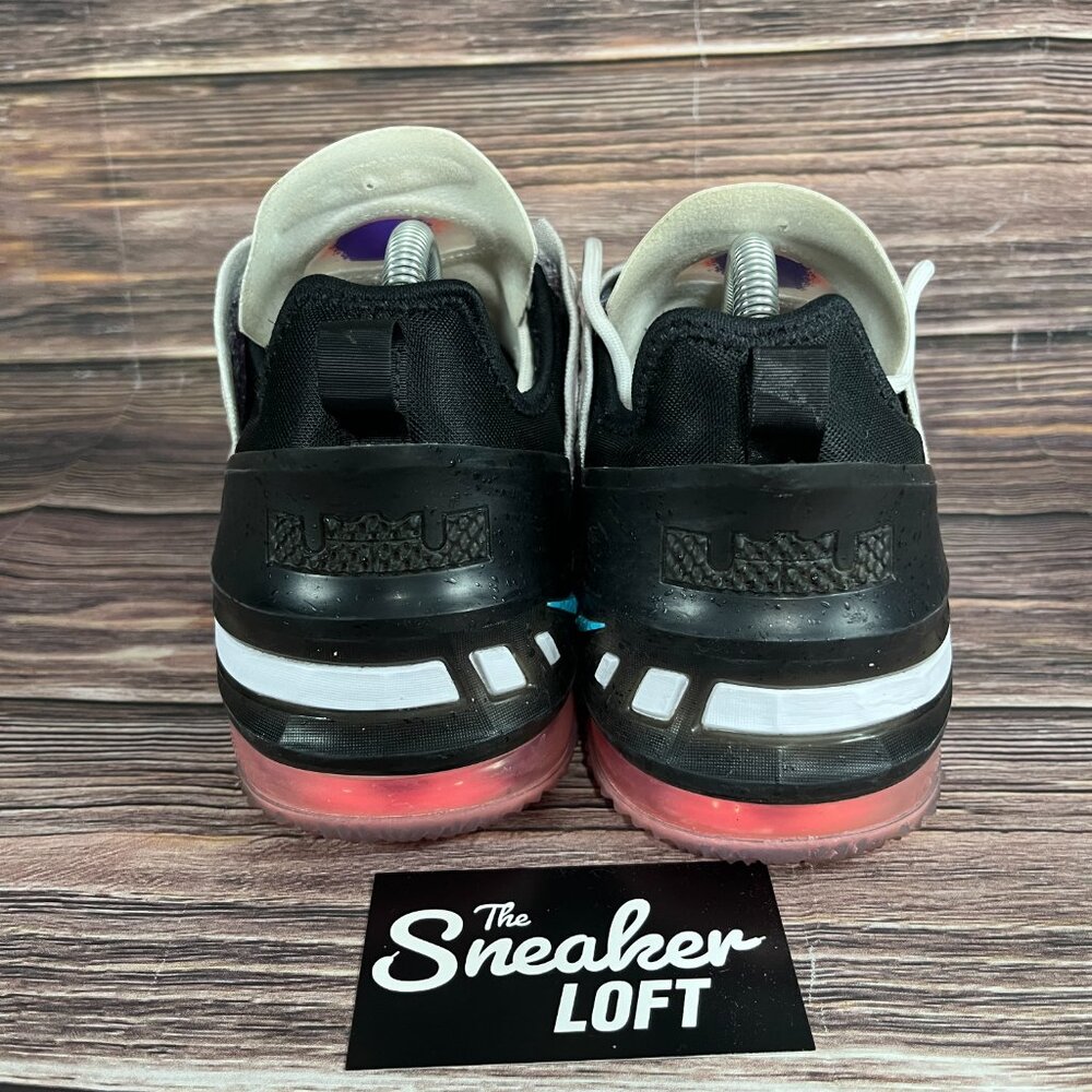 Nike LeBron 18 XVIII Youth Purple‎ White Basketball Shoes - Picture 4 of 8